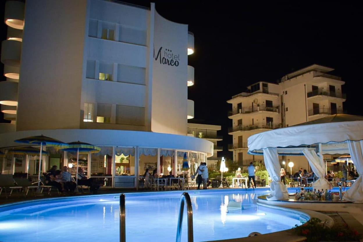 Hotel Marco Lido Di Savio Εξωτερικό φωτογραφία