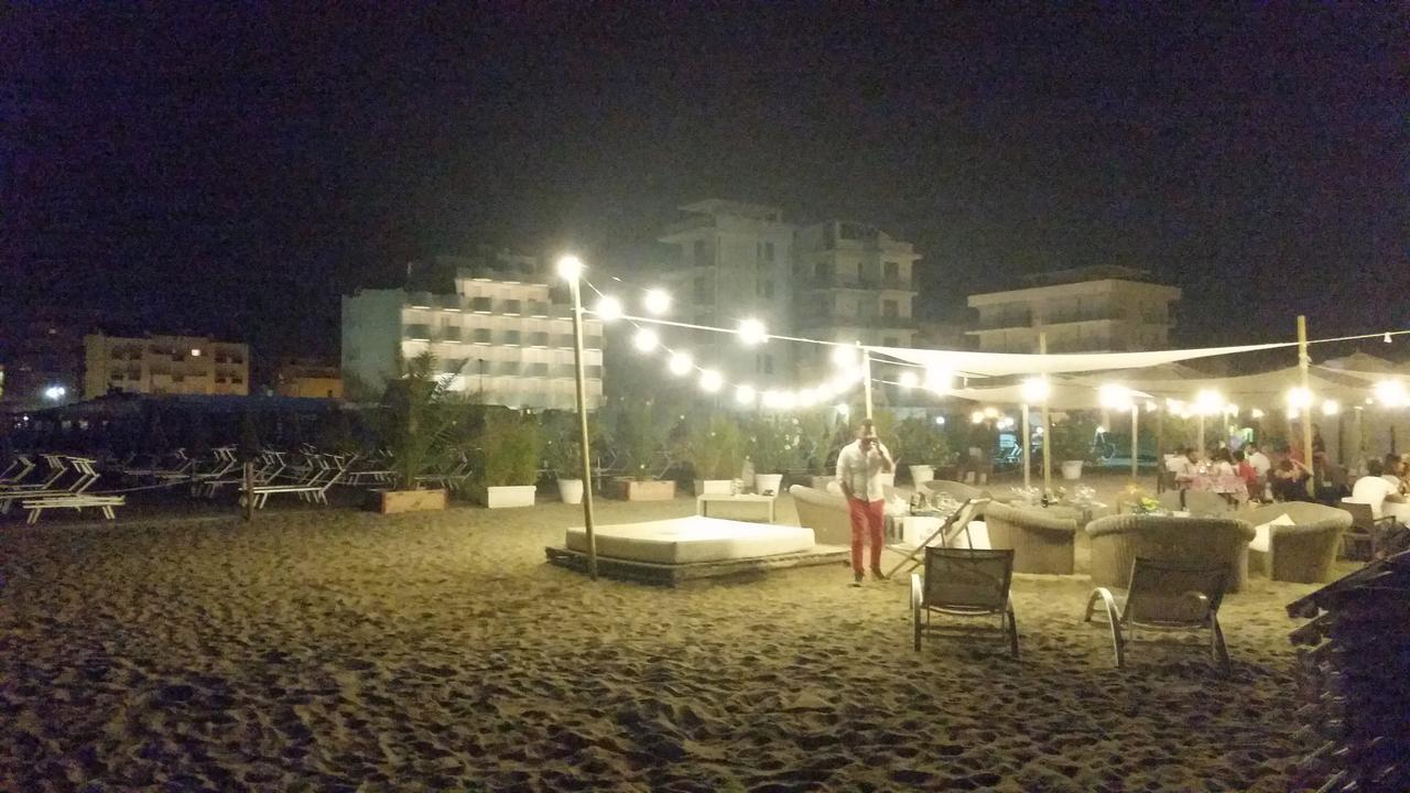 Hotel Marco Lido Di Savio Εξωτερικό φωτογραφία