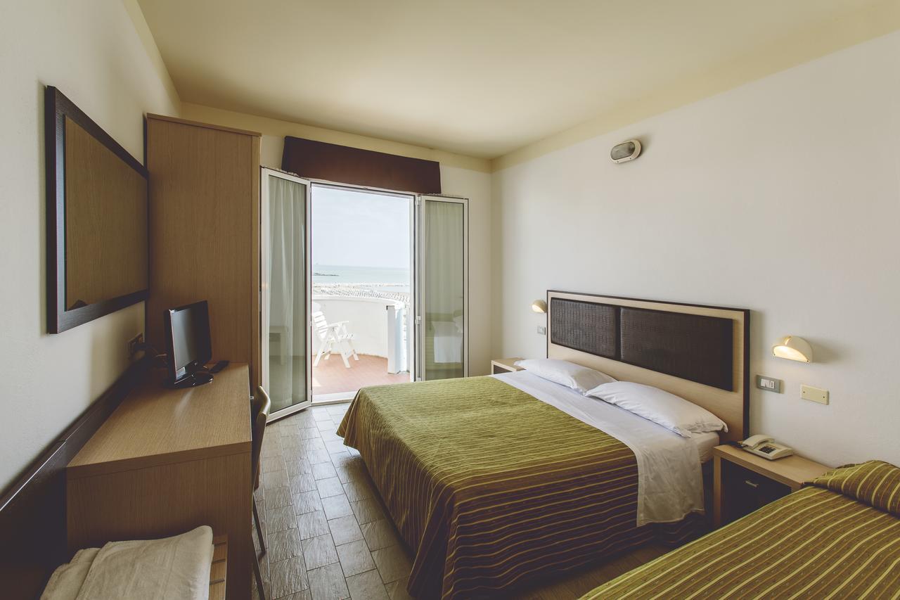 Hotel Marco Lido Di Savio Εξωτερικό φωτογραφία